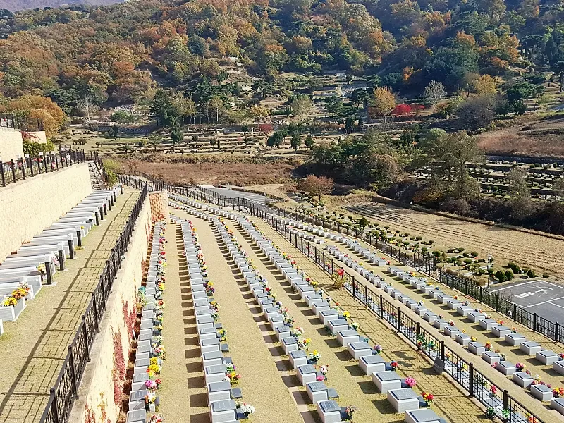 용인공원묘지